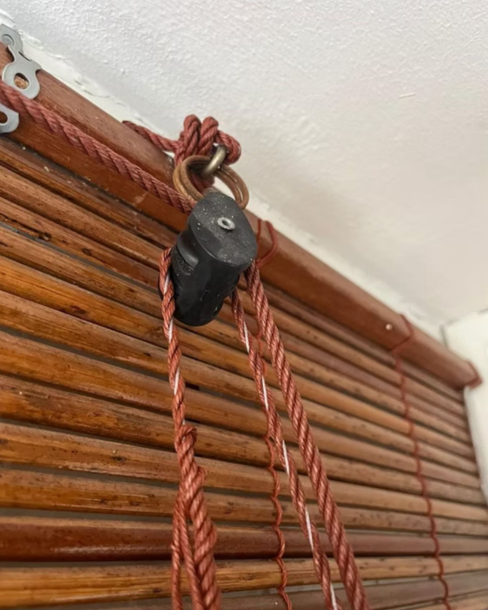 Bamboo blind cord lock stuck at the top rail